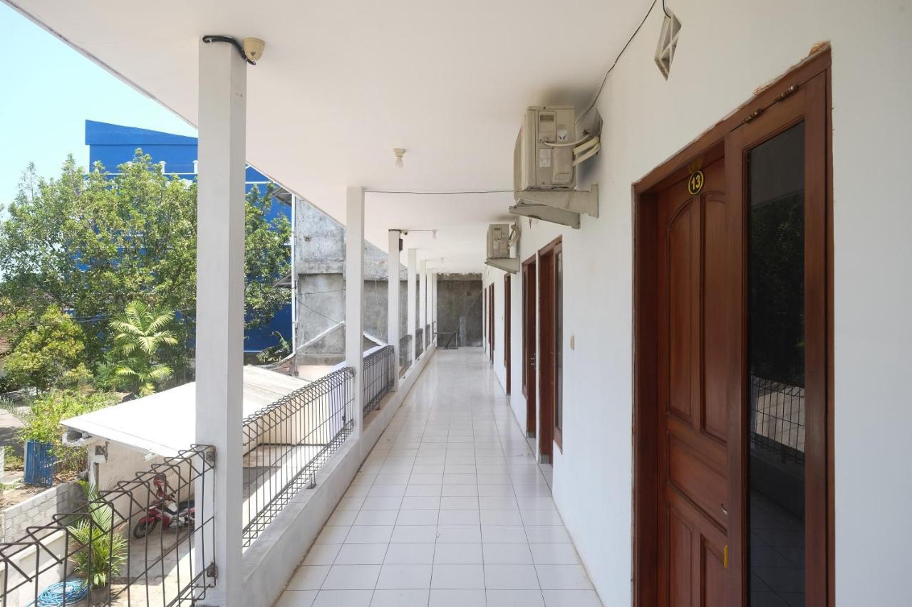 Reddoorz Near Plaza Ambarrukmo Yogyakarta Hotel Maguwo Bagian luar foto